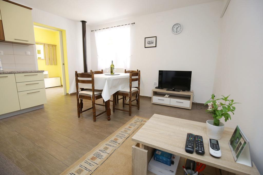 Apartment Marta Ražanac 외부 사진