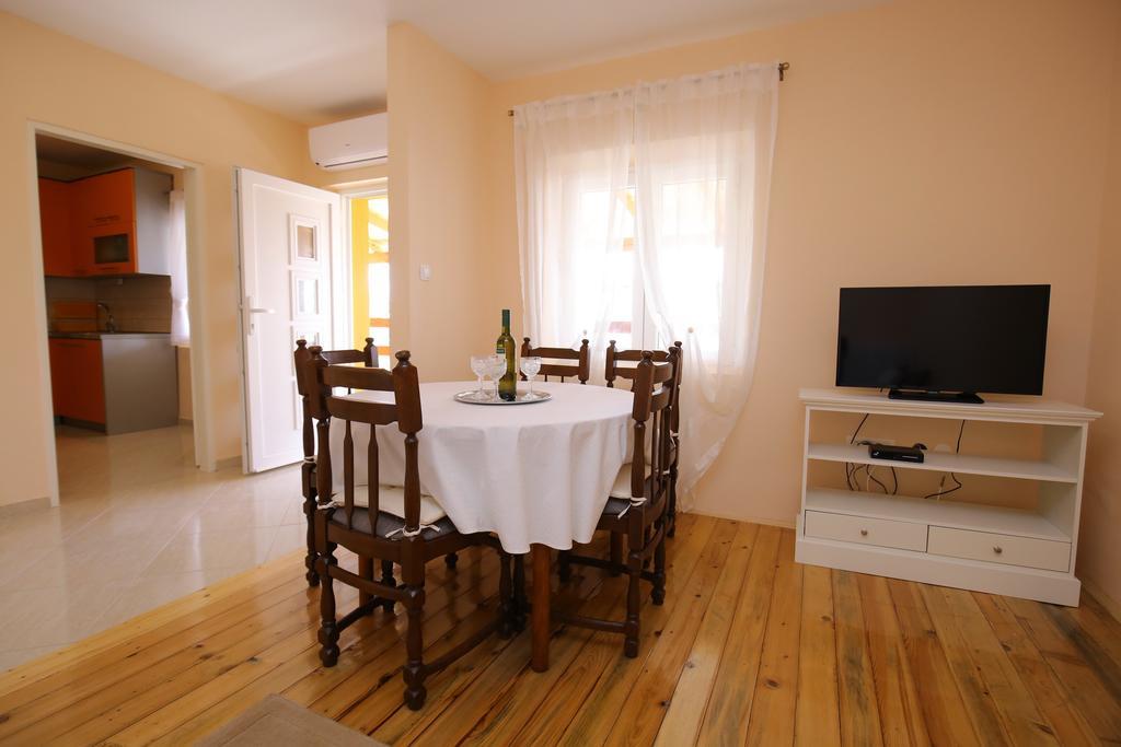 Apartment Marta Ražanac 외부 사진