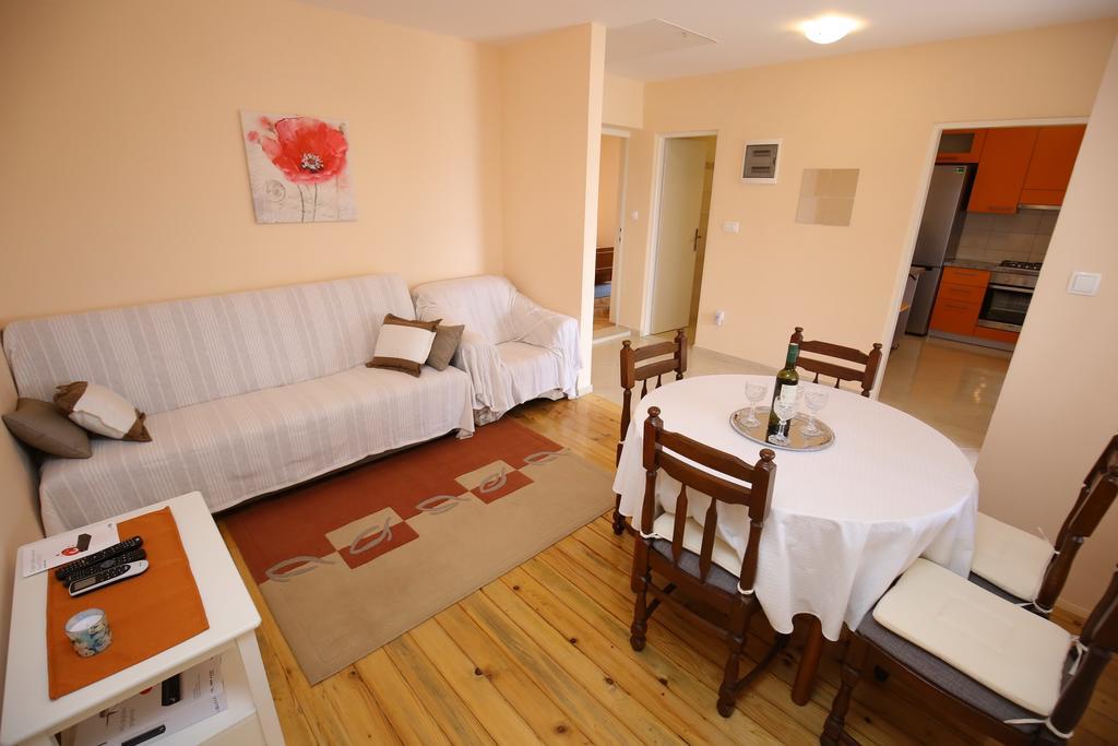 Apartment Marta Ražanac 외부 사진